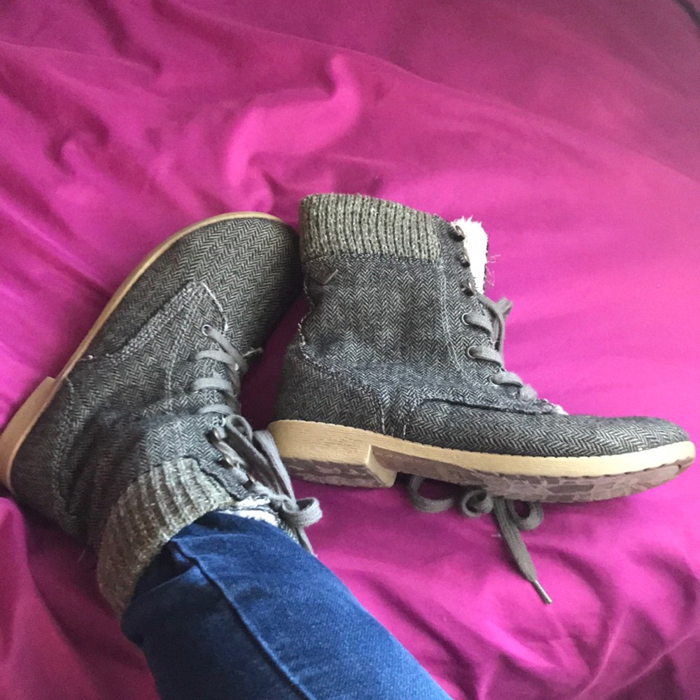 Roxy fabric boots